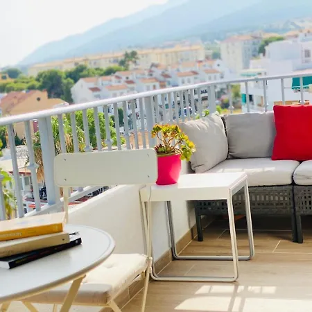 Luminoso Atico Con Vistas Al Mar En Torremolinos