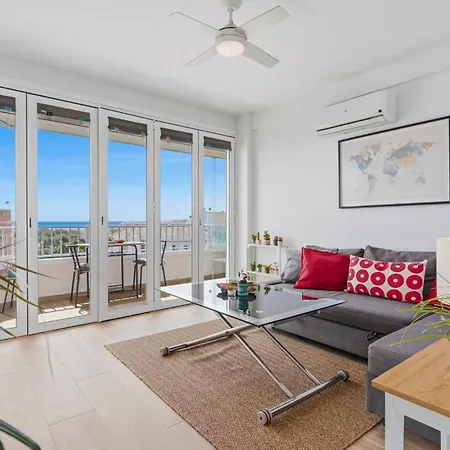 Luminoso Atico Con Vistas Al Mar En *