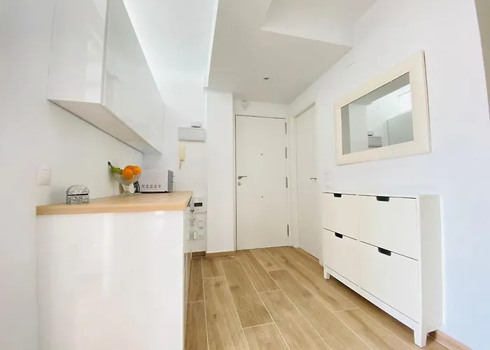 Lejlighed Luminoso Atico Con Vistas Al Mar En *