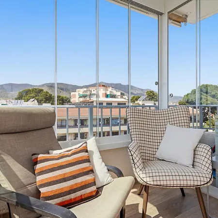 Luminoso Atico Con Vistas Al Mar En Torremolinos