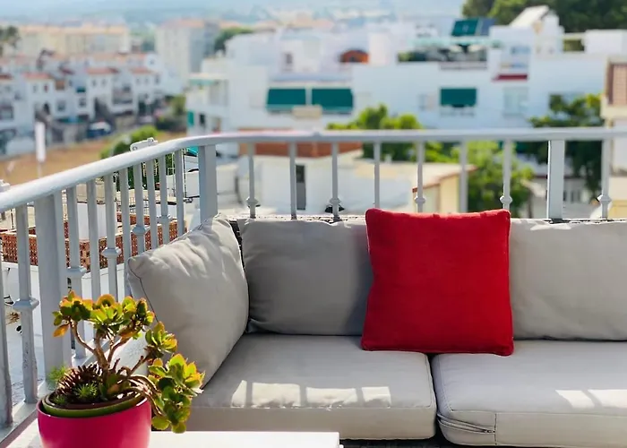 Luminoso Atico Con Vistas Al Mar En Apartment