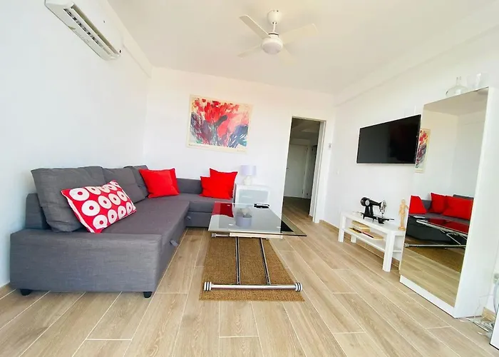 Luminoso Atico Con Vistas Al Mar En Lägenhet